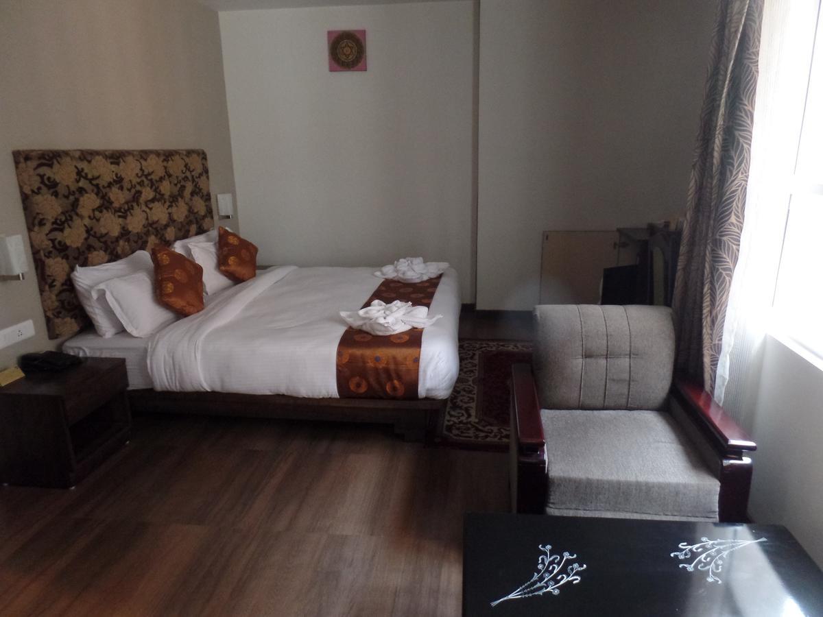 Hotel The Lindsay Cheu Den Gangtok Exterior foto